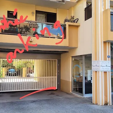 Appart Le Lavandou Apartment