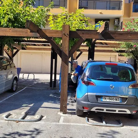 Appart Le Lavandou Apartment Le Lavandou